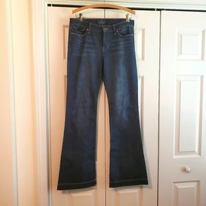 NWOT Lucky Brand Brooke flare jeans